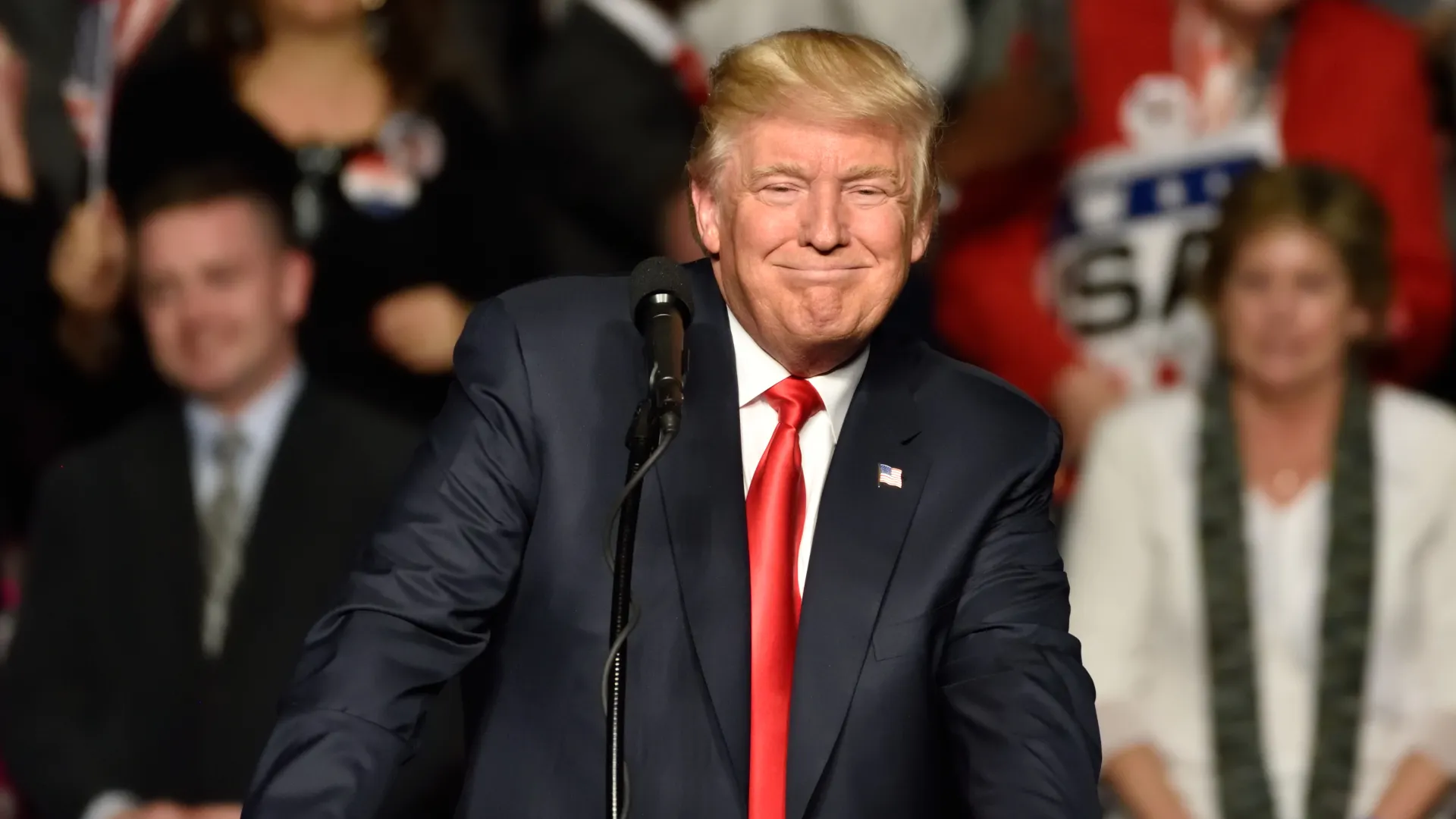 唐纳德·特朗普在竞选活动中提出了大规模的加密货币计划 这些国家正在考虑设立比特币国家储备